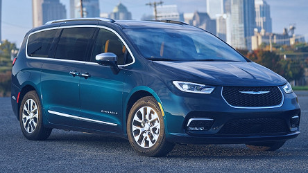 2021 Chrysler Pacifica Plug-in Prices, Reviews, and Photos - MotorTrend